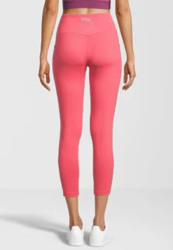 Fila Apparel Rosenthal - Legging - Rouge Red 7 Fila Apparel Rosenthal - Legging - Rouge Red -Magasin De Mode Et De Sport 0417e0941e004fc997dfdd1e39e58fa3 scaled