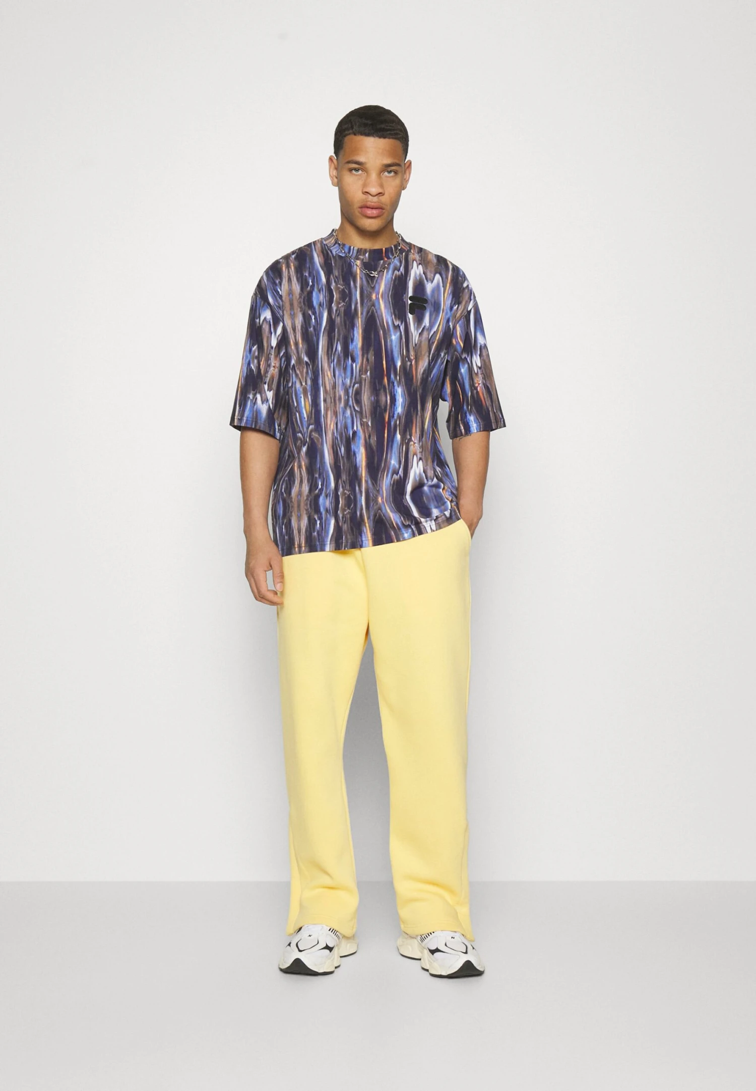 Fila Commercy Oversized Tee Unisex - T-Shirt Imprimé - Blue Melting 2 Fila Commercy Oversized Tee Unisex - T-Shirt Imprimé - Blue Melting – Image 2