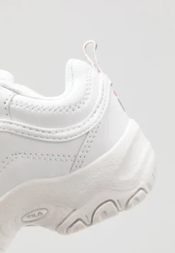 Fila Strada Kids Teens - Baskets Basses - White -Magasin De Mode Et De Sport 0b5783c77c9e4a5fab031f4282602cd0