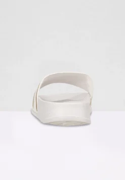 Fila Morro Bay Logo - Mules - White Gold -Magasin De Mode Et De Sport 0d0722a0217041389bdd62e1b946fb64 scaled