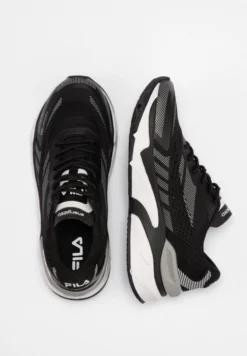 Fila Baskets Basses - Black White -Magasin De Mode Et De Sport 11d8715ef237482a8e8ce38ca14a0046 scaled