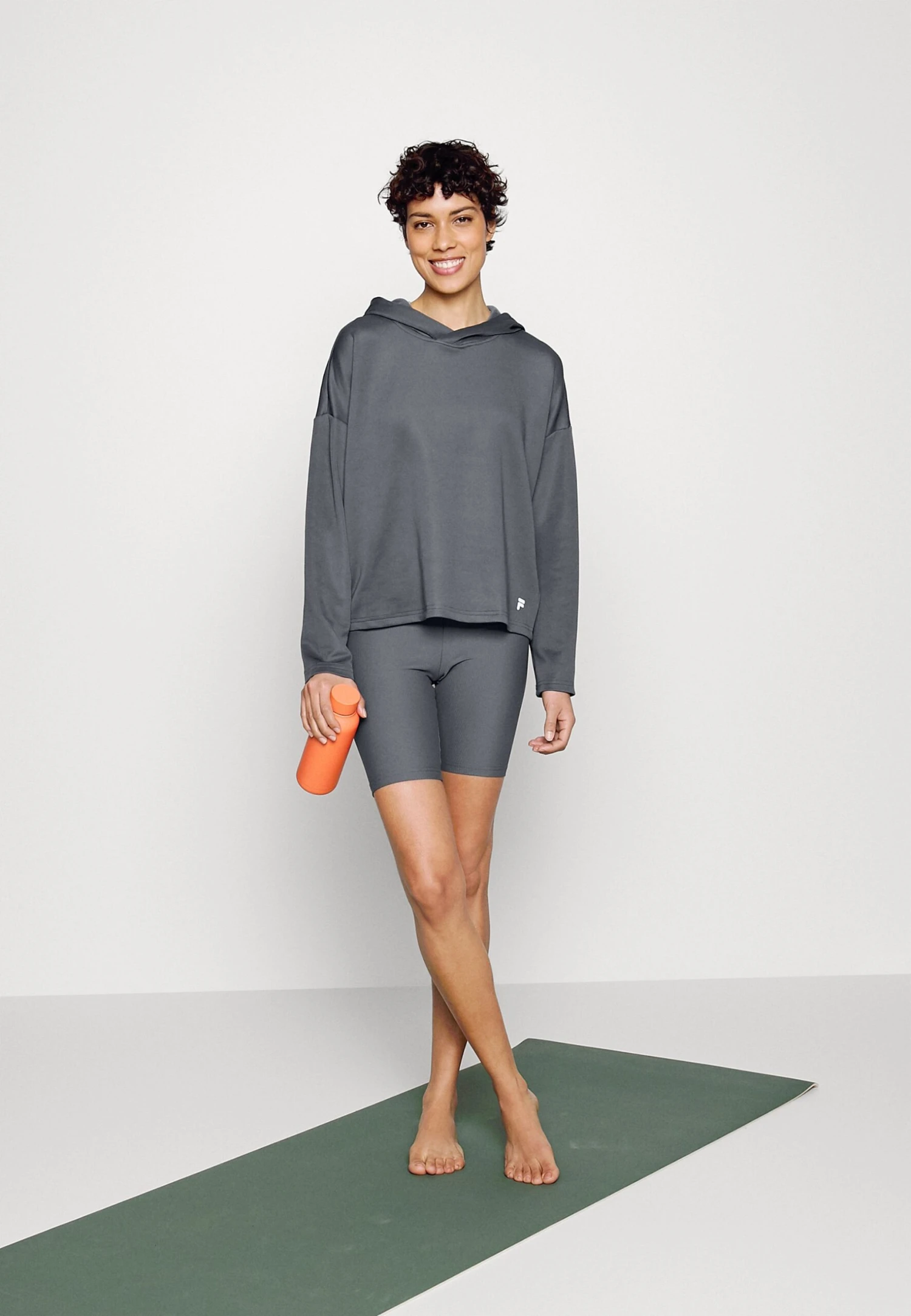 Fila Caorle Cropped Hoody - Sweatshirt - Iron Gate 2 Fila Caorle Cropped Hoody - Sweatshirt - Iron Gate – Image 2