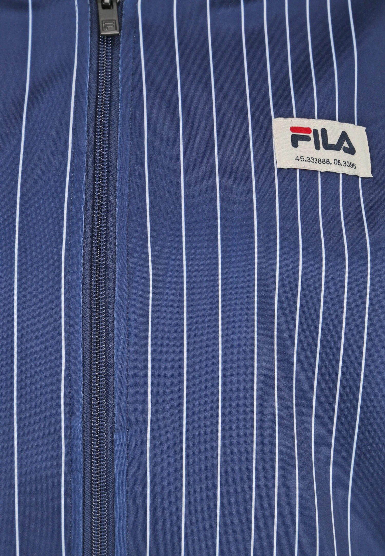 Fila Torrelavega - Veste De Survêtement - Medieval Blue Antique White Irregular Striped 5 Fila Torrelavega - Veste De Survêtement - Medieval Blue Antique White Irregular Striped – Image 5