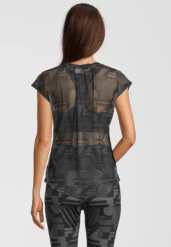 Fila Apparel Riesa - T-Shirt Imprimé - Black Beauty React Aop -Magasin De Mode Et De Sport 2f4284fce15942c581f326abadc17cc2 scaled