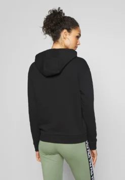 Fila Ebba - Sweat À Capuche - Black -Magasin De Mode Et De Sport 3964ff5503c945c9b84e3000ada7f715 scaled