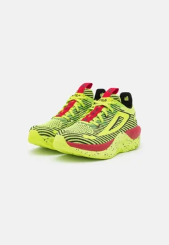 Fila Shocket - Baskets Basses - Acid Lime/True Red 8 Fila Shocket - Baskets Basses - Acid Lime/True Red -Magasin De Mode Et De Sport 3a67a90c272a4175b7b3ddafbc173f5b scaled
