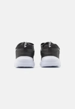 Fila Ventosa Unisex - Baskets Basses - Black -Magasin De Mode Et De Sport 43b3f2ee7659416f9ffa690af60d260b scaled