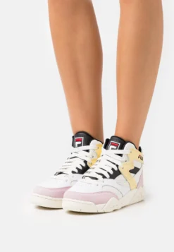 Fila Squad - Baskets Montantes - Keepsake Lilac/Pale Banana -Magasin De Mode Et De Sport 475112a6e4cd47c59775c40758ad1e60 scaled