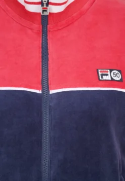 Fila Zabiz - Veste De Survêtement - True Red Medieval Blue 9 Fila Zabiz - Veste De Survêtement - True Red Medieval Blue -Magasin De Mode Et De Sport 480082a9438a49ce9172831c59f0f911 scaled