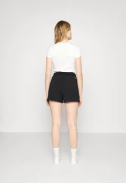 Fila Banaz High Waist - Short - Black Beauty -Magasin De Mode Et De Sport 4c5cca1ccf854388961d2f923d13ab9d scaled