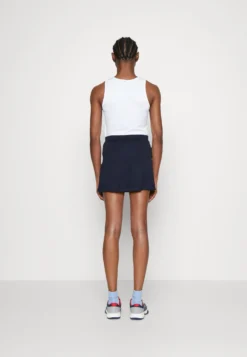 Fila Skort Shiva - Jupe De Sport - Navy -Magasin De Mode Et De Sport 5a79a4cff1f945d3add603b85e453496 scaled