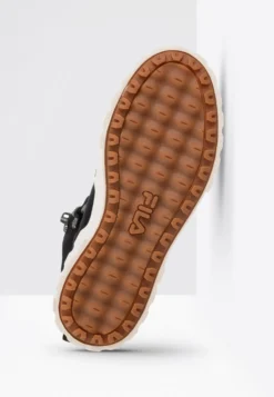 Fila Sandblast - Baskets Montantes - Black -Magasin De Mode Et De Sport 626bc804d4924840932bee0a301c7207 scaled