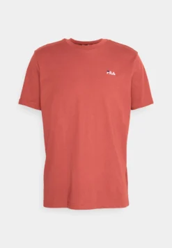 Fila Berloz Tee Unisex - T-Shirt Basique - Marsala -Magasin De Mode Et De Sport 65b4518a2be347f281659c7fff7caa6a scaled