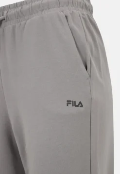 Fila Balimo - Pantalon De Survêtement - Night Owl 9 Fila Balimo - Pantalon De Survêtement - Night Owl -Magasin De Mode Et De Sport 65f68e54d20d4fc6b851fd117a259220 scaled