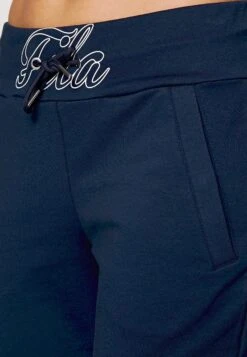 Fila Liz - Pantalon De Survêtement - Peacoat Blue -Magasin De Mode Et De Sport 707163a7dfa045d58d393f005852b142 scaled