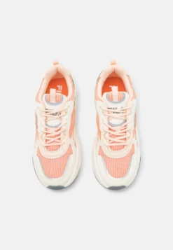 Fila Novarra - Baskets Basses - Vanilla Cream -Magasin De Mode Et De Sport 72006153f96449018d32e2ce911b63b4 scaled