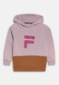 Fila Bielefeld - Sweat À Capuche - Mauve Shadows-Nuthatch -Magasin De Mode Et De Sport 76196c01dc04477db62db59bd3995adb scaled