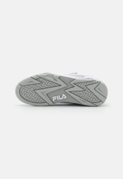 Fila Casim - Baskets Basses - White/Gray/Violet -Magasin De Mode Et De Sport 790afa13a52c414ba35751e3eea69b84 scaled