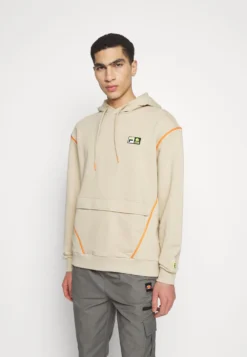 Fila Hoody Unisex - Sweat À Capuche - Fields Of Rye -Magasin De Mode Et De Sport 813bbd3287d947019e8cd13b2592ef88 scaled