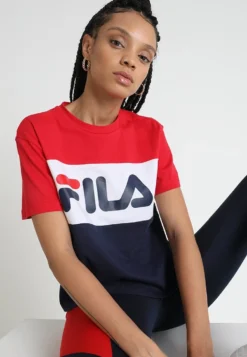 Fila Allison - T-Shirt Imprimé - Black Iris/True Red/Bright White -Magasin De Mode Et De Sport 8ae6b1798d9341bc8c771291a59c500e