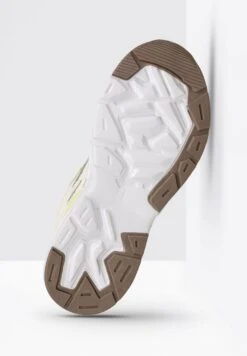 Fila Novarra - Baskets Basses - Silt Green -Magasin De Mode Et De Sport 8fc2ccde57424e9781990d2adb098bcb scaled