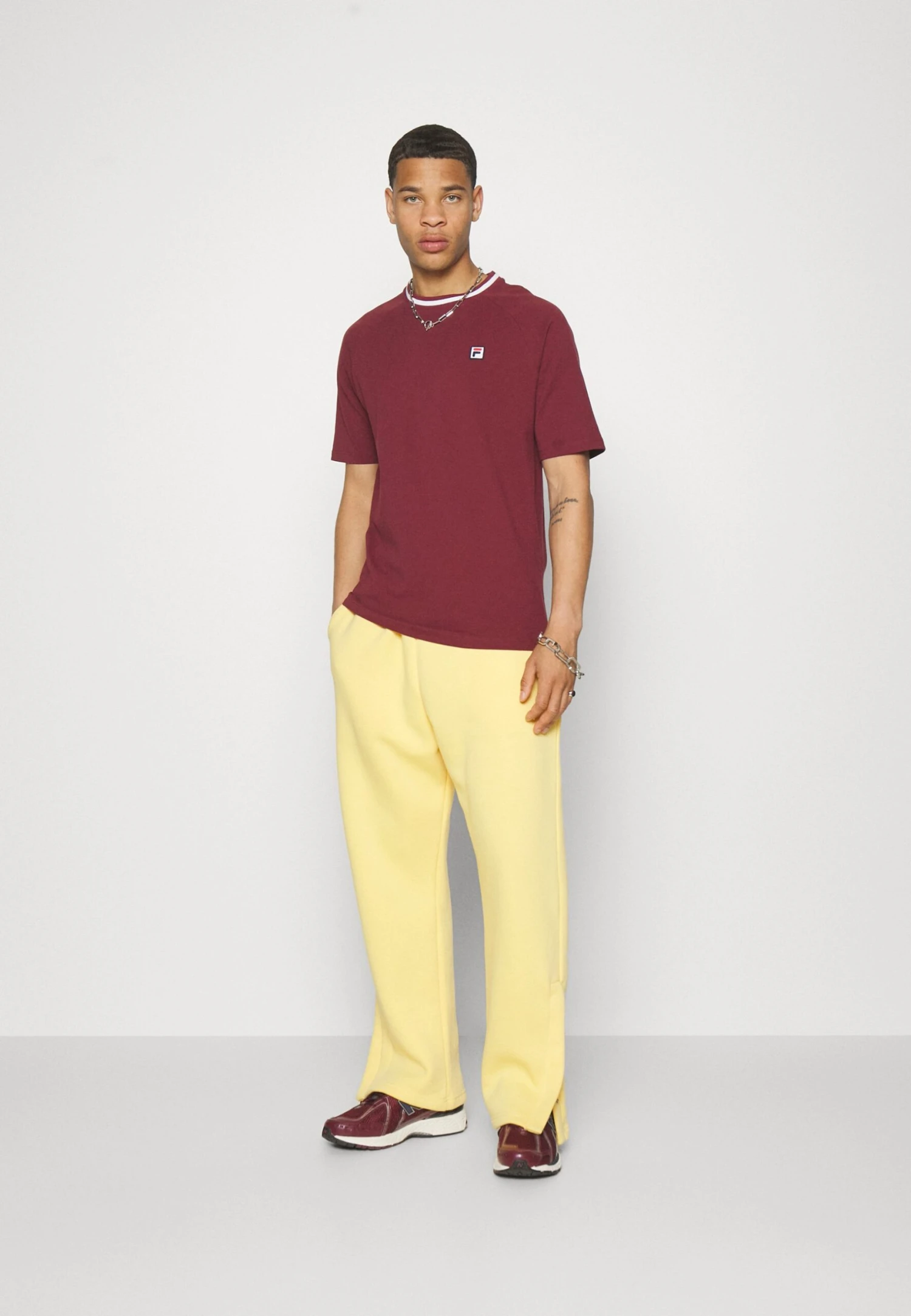 Fila Biloxi Tee Unisex - T-Shirt Basique - Tawny Port 2 Fila Biloxi Tee Unisex - T-Shirt Basique - Tawny Port – Image 2