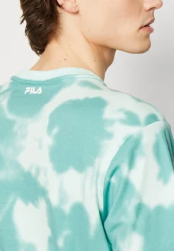 Fila Barver Tee Unisex - T-Shirt Imprimé - Beryl Green -Magasin De Mode Et De Sport 9579e8cc2d574412892ab6f45b36625a scaled