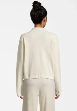 Fila Apparel Civita Cropped - Veste Légère - Antique White -Magasin De Mode Et De Sport 99175ef61a31480a8fecbce8542b80ef scaled