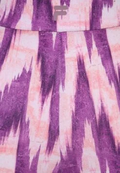 Fila Calla Heigh Waist - Collants - Purple Abstract Etno Aop -Magasin De Mode Et De Sport 9970e7b4600a4c1ab525ef37e59b4bc9 scaled