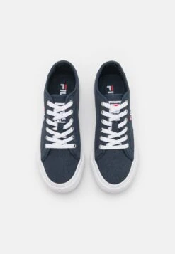 Fila Pointer Classic - Baskets Basses - Navy -Magasin De Mode Et De Sport a671556367fb4771a09f9e7826c0251a scaled