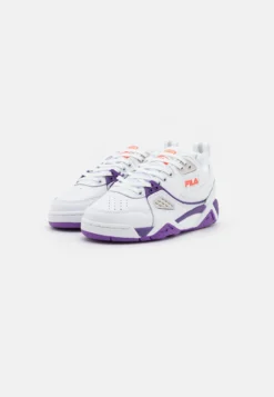 Fila Casim - Baskets Basses - White/Electric Purple -Magasin De Mode Et De Sport c5d74f53d51d4c4fa3b79e68dc514d86 scaled