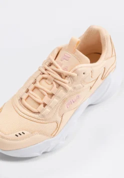 Fila Collene - Baskets Basses - Vanilla Cream -Magasin De Mode Et De Sport c67b6e491a1f491ebe01fa49b172f342 scaled