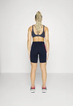 Fila Short Helena - Collants - Navy/White 8 Fila Short Helena - Collants - Navy/White -Magasin De Mode Et De Sport c7dfd386827d40968781fad33d40665c scaled