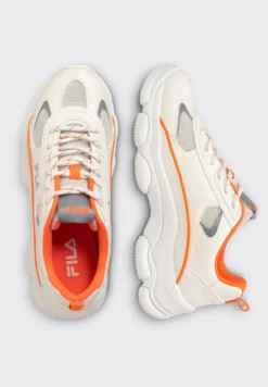 Fila Strada Lucid Wmn - Baskets Basses - Marshmallow Fiery Coral -Magasin De Mode Et De Sport cac80b75a219441bbbf90132da3b6bd7 scaled