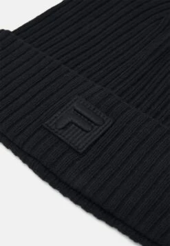 Fila Bonab Fisherman Beanie With Tonal Unisex - Bonnet - Moonless Night -Magasin De Mode Et De Sport cd857d8fde7f411c86ac50fb3d66e894 scaled