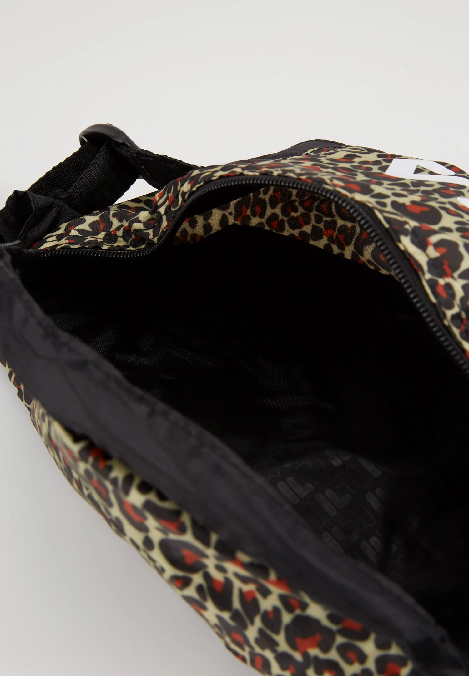 Fila Göteborg Light Weight Waist Bag - Sac Banane - Black 6 Fila Göteborg Light Weight Waist Bag - Sac Banane - Black – Image 6