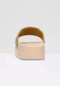 Fila Morro Bay Zeppa - Mules - Vanilla Cream -Magasin De Mode Et De Sport d2751dd597124d49a7f893e97d81f198 scaled