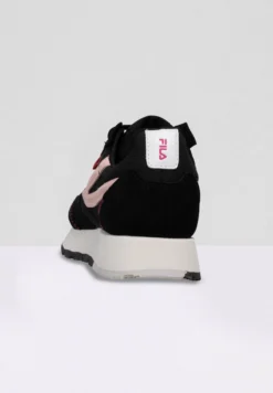 Fila Run Formation - Baskets Basses - Black Pale Rosette 11 Fila Run Formation - Baskets Basses - Black Pale Rosette -Magasin De Mode Et De Sport d2a000a37d0b43e9ba4b67161e779079 scaled