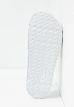 Fila Morro Bay - Tongs - White -Magasin De Mode Et De Sport d5f8bb1a4e964f099fa952eeb0abe98c scaled