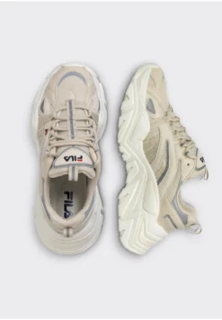 Fila Electrove Wmn - Baskets Basses - Turtledove -Magasin De Mode Et De Sport d65008ade54b4c9b9968a8ee6a9ecde4 scaled