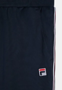 Fila Pants Daniel Kids Unisex - Pantalon De Survêtement - Peacoat Blue -Magasin De Mode Et De Sport d75e2e7695234572a602a0c18f0659d9 scaled