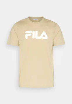 Fila Bellano Tee Unisex - T-Shirt Imprimé - Fields Of Rye -Magasin De Mode Et De Sport dcf112a1f1274e1cb046b6c56e22138f scaled