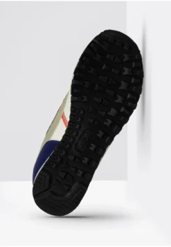 Fila Footwear Retronique - Baskets Basses - Antique White 12 Fila Footwear Retronique - Baskets Basses - Antique White -Magasin De Mode Et De Sport dd96f82632ef42e89bb557514b4601ee scaled