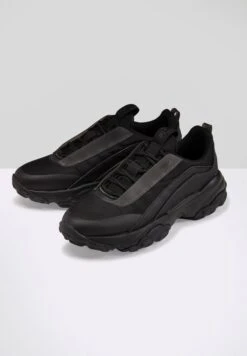 Fila Loligo - Baskets Basses - Black -Magasin De Mode Et De Sport e9e47fb0f4c44684b711028d8ad14116 scaled