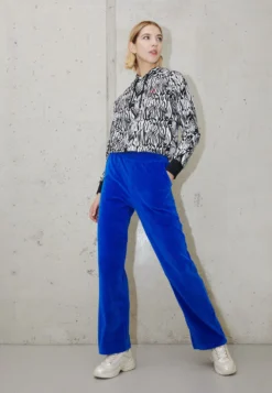 Fila Breza Cropped Hoody - Sweatshirt - Bright White