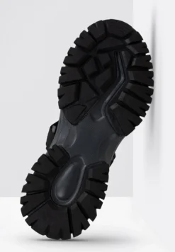 Fila Footwear Trail Zone - Sandales À Plateforme - Black 12 Fila Footwear Trail Zone - Sandales À Plateforme - Black -Magasin De Mode Et De Sport fdc2441270fe4e4e953120de73dd00fb scaled