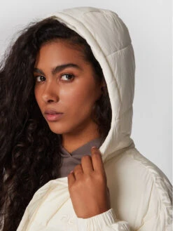 Fila Doudoune Berislav FAW0258 Beige Regular Fit -Magasin De Mode Et De Sport fila doudoune berislav faw0258 beige regular fit 4