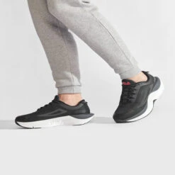 Sneakers Fila - Shocket Train FFM0080.80010 Black -Magasin De Mode Et De Sport sneakers fila shocket train ffm0080 80010 black 4